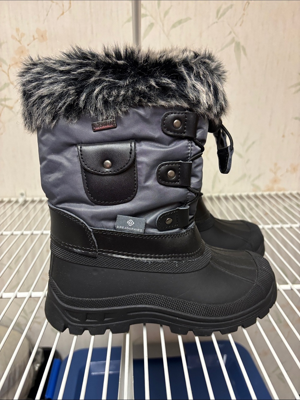 Dream Pairs Kids Gray and Black Faux Fur Winter Snow Boots